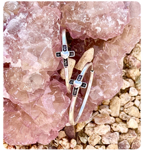 Load image into Gallery viewer, Santa Fe Hoop Earrings